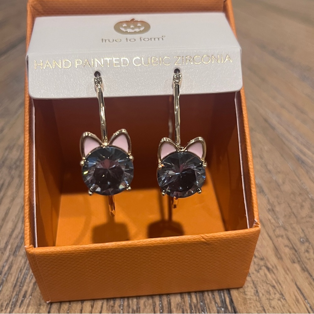 Pink Blue CZ Cat Hoop Earrings Gold Tone Metal Halloween Jewelry for Adults NIB - Picture 2 of 11